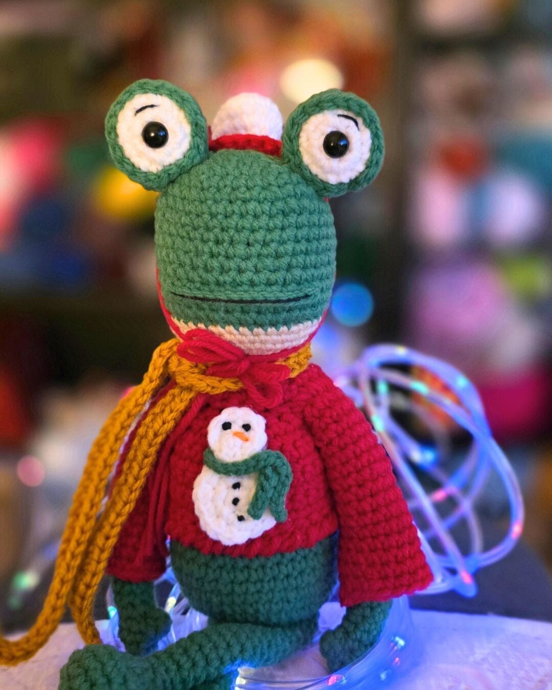 Free Amigurumi Pattern: Furlston Frog Holiday Accessories